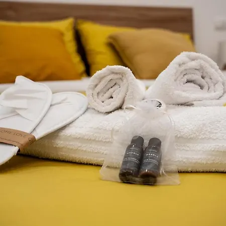 Apartman Stazione-2 Bedroom-10' Aquarium Genova