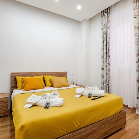 Stazione-2 Bedroom-10' Aquarium Apartman